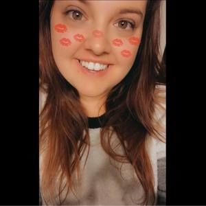 Meet your Posher, Tori